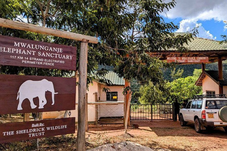 Mwaluganje Elephant Sanctuary